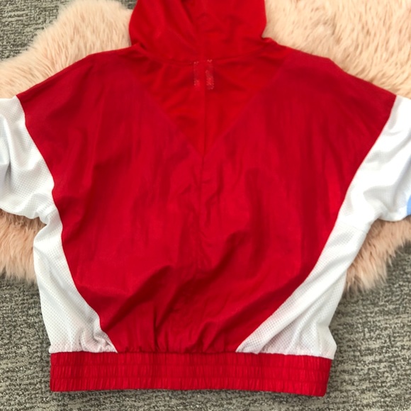 Champion Windbreaker - Picture 6 of 6